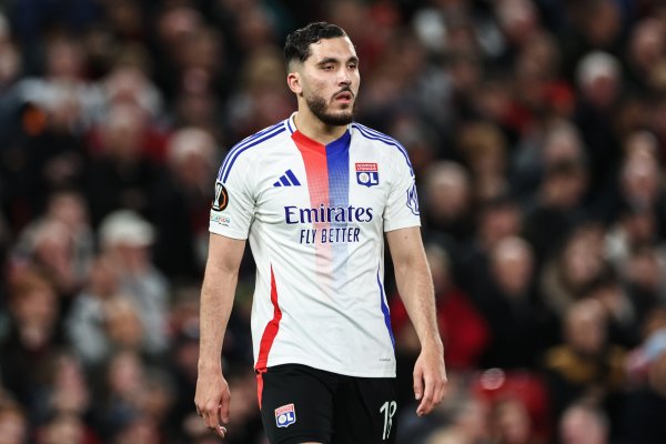 Reporter: Lyon rejects Manchester City s first offer to Cherkey, and the second offer is in preparation